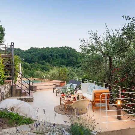 Villa Attractive In *