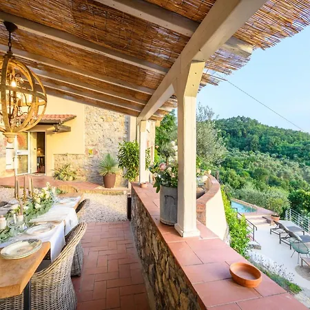 Attractive In Villa *